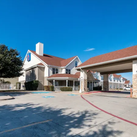 Motel 6 North Richland Hills, TX – Rufe Snow