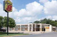 Super 8 by Wyndham Duncan Các khách sạn ở Duncan