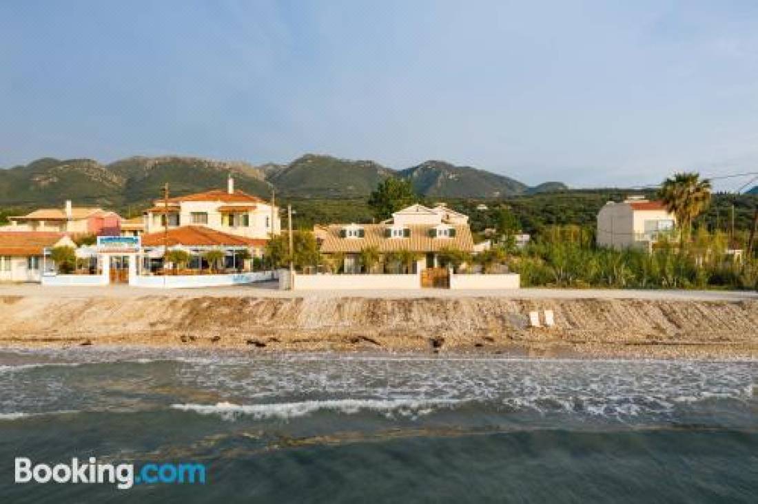 Tamaris Beach House 3-Thinali Updated 2022 Room Price-Reviews & Deals |  Trip.com
