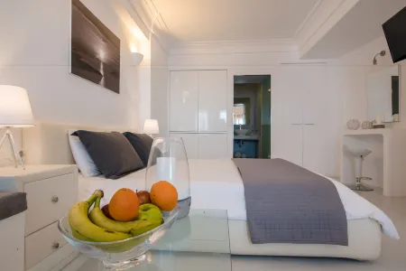 Dreaming View Suites Отели рядом с достопримечательностью «Православный кафедральный собор»