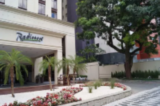 Radisson Hotel Curitiba Hotel di 