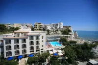 Hotel Falcone Hotels in der Nähe von Crovatico Centro Vacanze