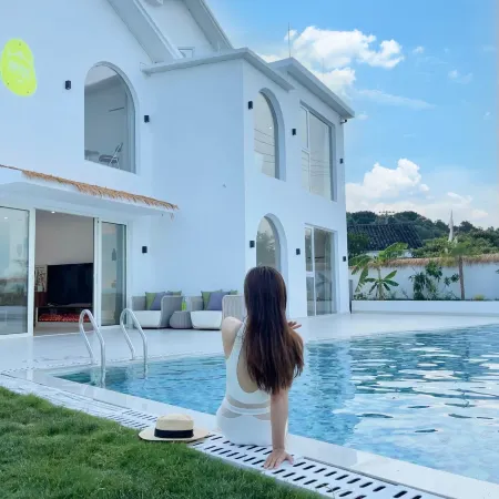 Huyu Yijing Homestay (Hengshan Island Shop)