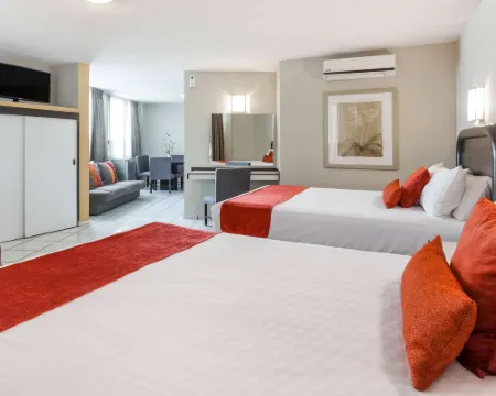 Howard Johnson by Wyndham Guanajuato Leon Avenida Hotels in Leon