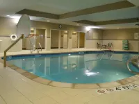 Hampton Inn & Suites Madison West - piscina