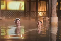 Spa Resort Hawaiians - Hot Springs