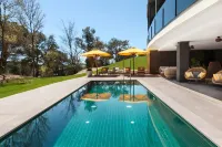 Lavida Hotel at Camiral, a Quinta do Lago Resort - Pool