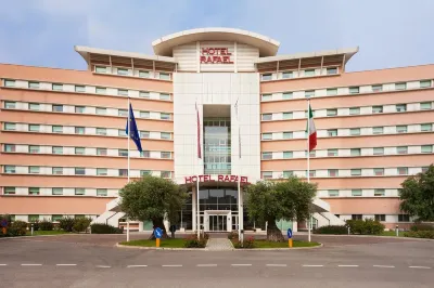 Hotel Rafael Hotels near Chiesetta di Santa Maria Nova al Pilastrello
