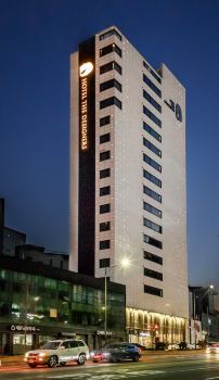 Hoteles en Seúl Nike SNKRS Hongdae desde 11EUR | Trip.com