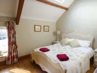 Bran Goesgoch Hotels near Parc Gwledig Morglawdd Caergybi Breakwater Country Park