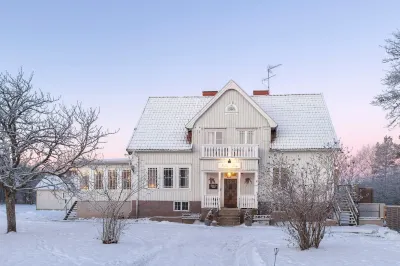 Villa Bro Hotels near Soteleden Tångevik