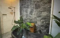Marades Tropical Villa Hotel di Moyudan