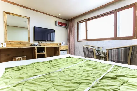 Green and Blue Hotel Отели рядом с достопримечательностью «Daegwallyeong Sheep Farm»