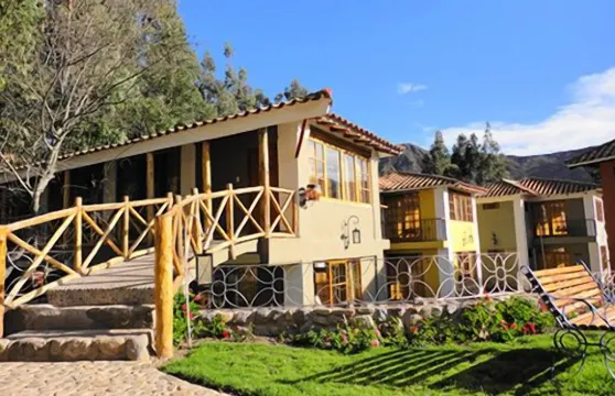 皮索納伊人民旅館