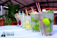 Aparta Hotel Azzurra - بار