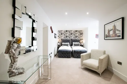 Your Apartment | Bristol Rowan Tree - No.2 - 2-نجوم