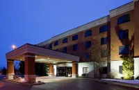 La Quinta Inn & Suites by Wyndham Madison American Center Hotels in Madison