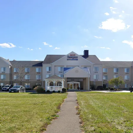 Fairfield Inn & Suites Dayton Troy