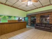 Travelodge by Wyndham Airport Platte City Hotels in Platte County