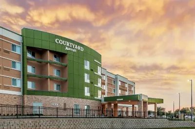 Courtyard Ardmore