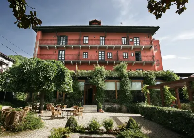 Churrut Hotel Hôtels à proximité de : Venta Peio Mode