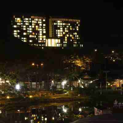 High Castle Resort Hotel Exterior