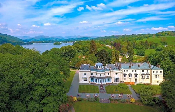 Storrs Hall Hotel