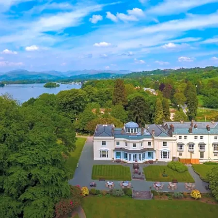 Storrs Hall Hotel