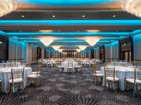 Carriage House Hotel and Conference Centre Отели рядом с достопримечательностью «Железнодорожная станция Heritage C Train»