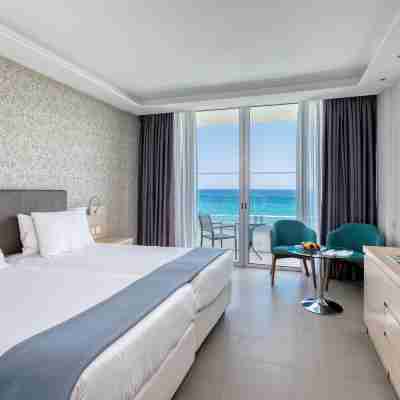 Royal Apollonia by Louis Hotels Rooms