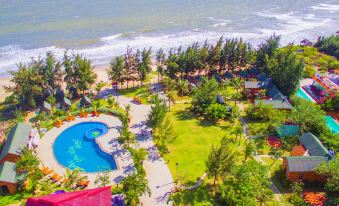 Longhai Channel Beach Resort