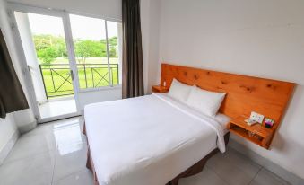 Lang Noi Tan Lap Hotel