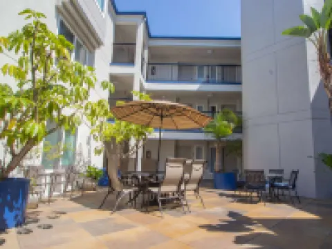 デイズ イン バイ ウィンダム カールスバッド カールスバッドのホテル