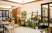 De Mier Guest House Surabaya