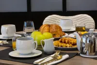 Hotel l'Arbre Voyageur - breakfast