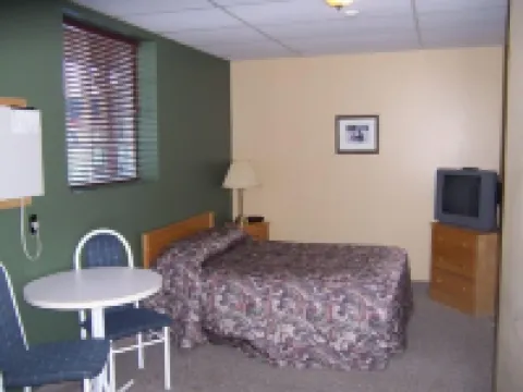 North Adventure Inn Hotels in Cochrane District