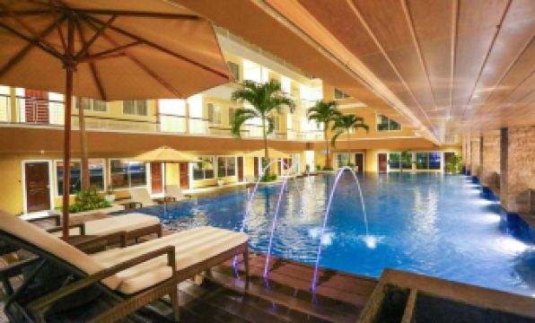 Sylvia Hotel Premier Kupang - Housity