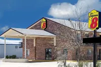 Super 8 by Wyndham Dumas TX Hotels in Dumas