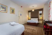 Maples Hotel