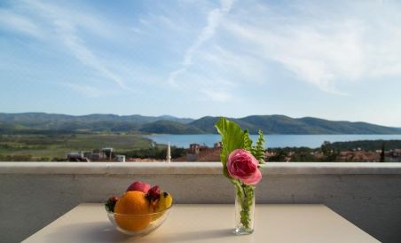 Portofino Apartments - Housity