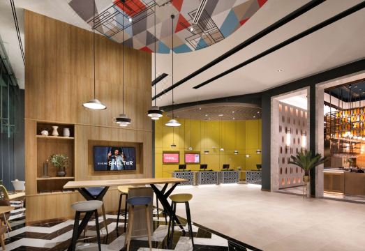 방콕 수쿰윗 호텔 전경