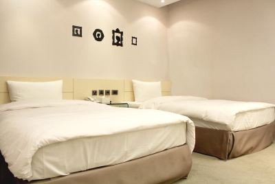 Other Hotel Day Plus Chiayi Photo