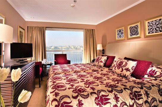 미네르바 크루즈