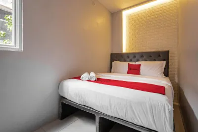 RedDoorz near Tanjung Duren 2 Hotel di Jakarta Barat
