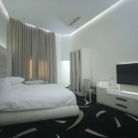 Mega Hilton Отели в г. Калабар