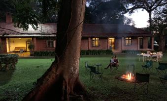 AfricaWildTruck Eco Camp & Lodge