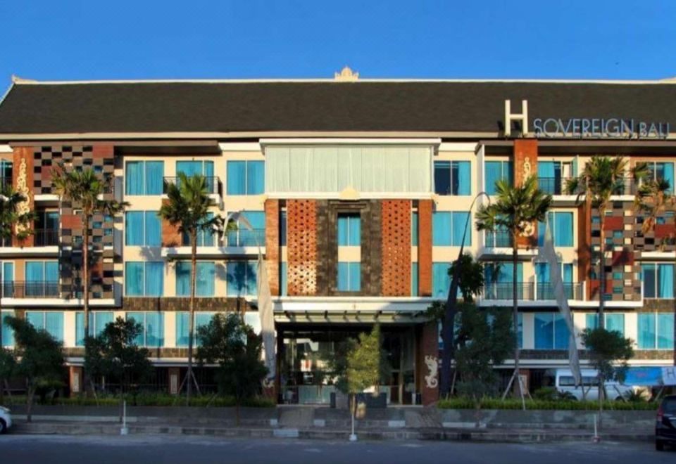 3. 아루니카 호텔 ..