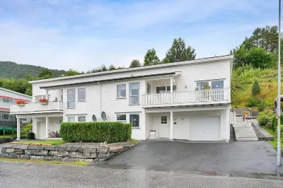 Systra Hotel Apartments Sjøholt Hôtels à : 