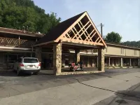 Drama Inn Hotels near Oconaluftee Island Park