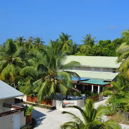 Tme Retreats Dhigurah